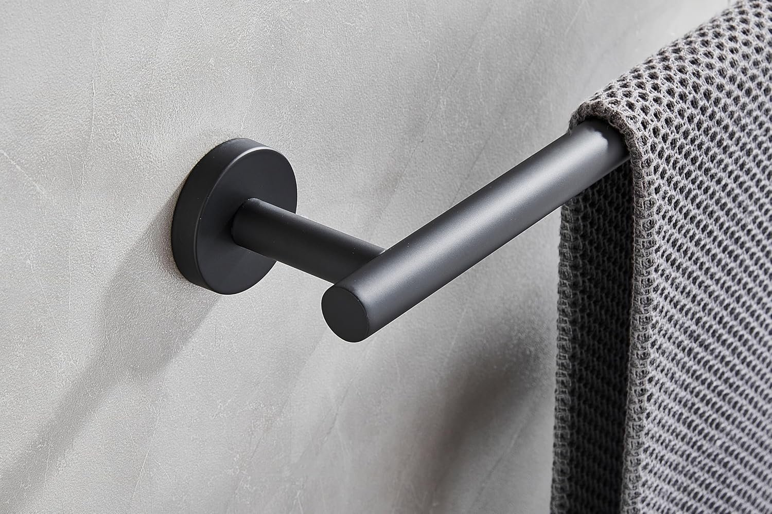 Single-Bar Bathroom Towel Rack